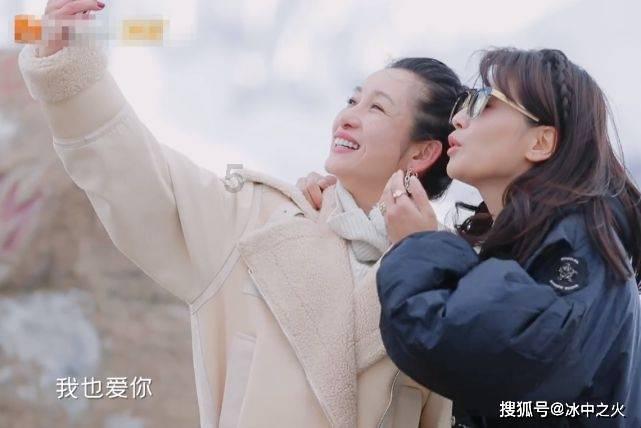 女孩的时装封面